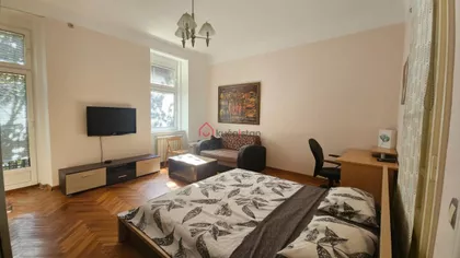 Skupština | 4zida.rs