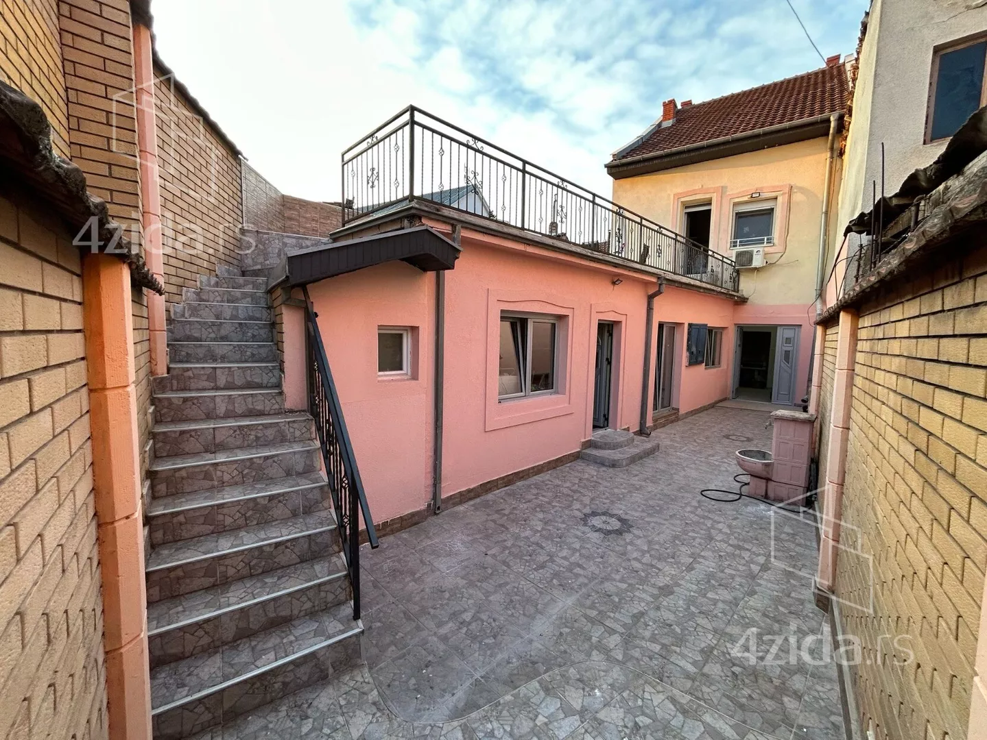 2-etažna kuća | 4zida