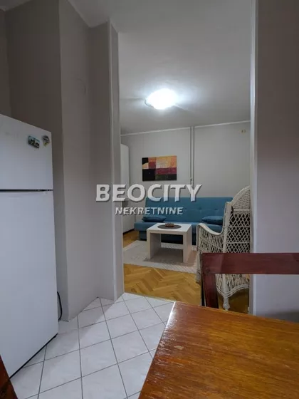 Braće Ribnikar | 4zida.rs