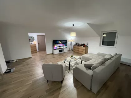 Branka Popovića 15a | 4zida.rs