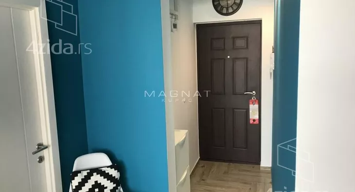 Četvoroiposoban stan | 4zida