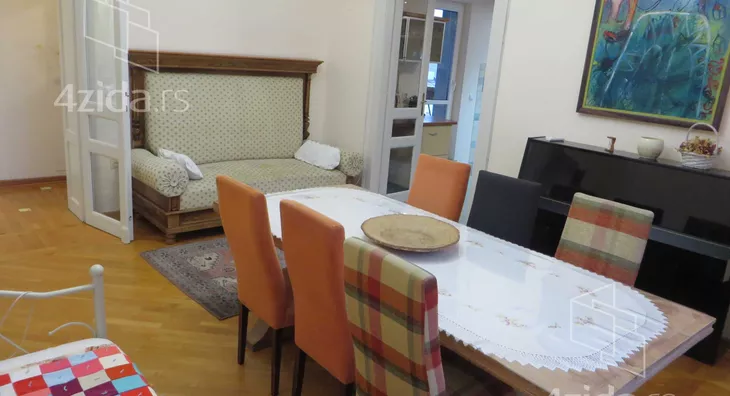 Petosoban stan | 4zida