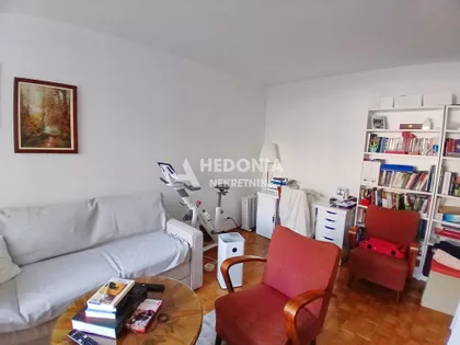 Prvomajska | 4zida.rs