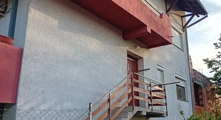 4-etažna kuća | 4zida