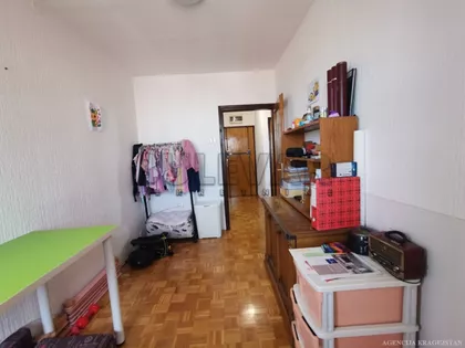 Karađorđeva | 4zida.rs
