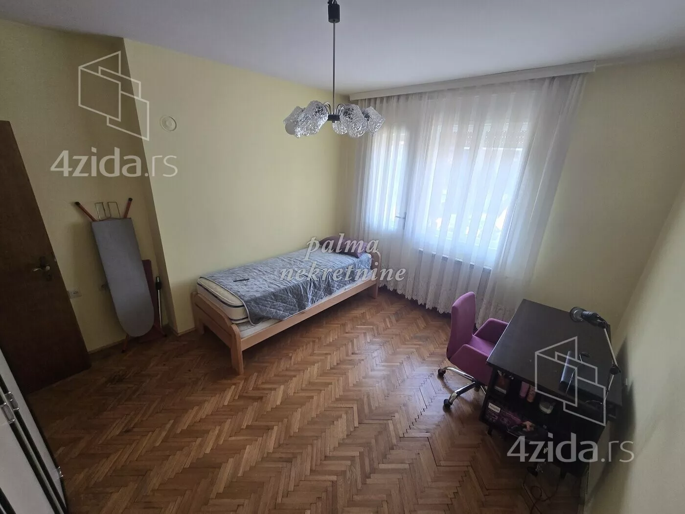 Troiposoban stan | 4zida