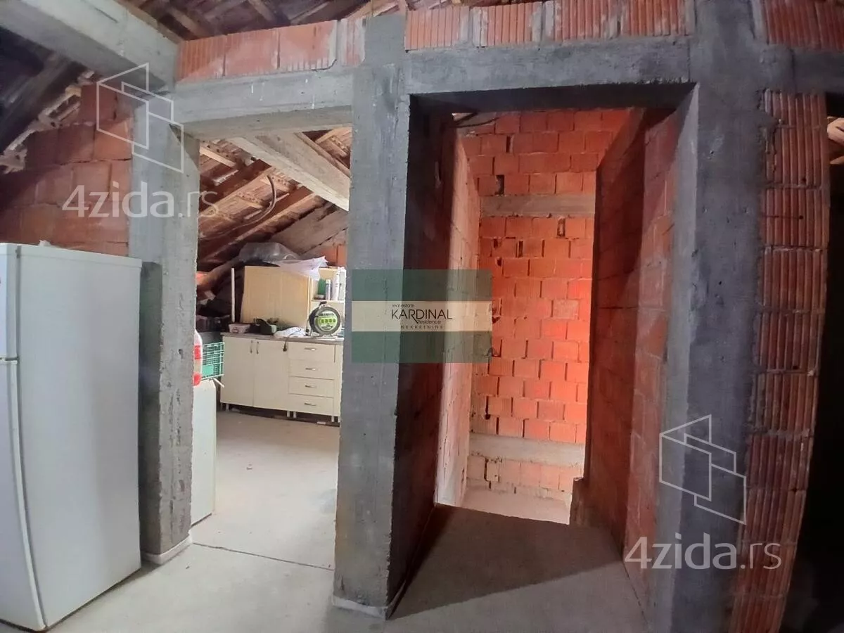 Kuća | 4zida