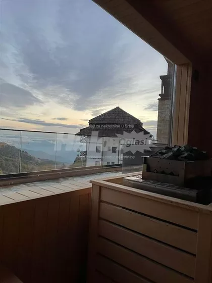 Stefana Prvovenčanog 180 | 4zida.rs