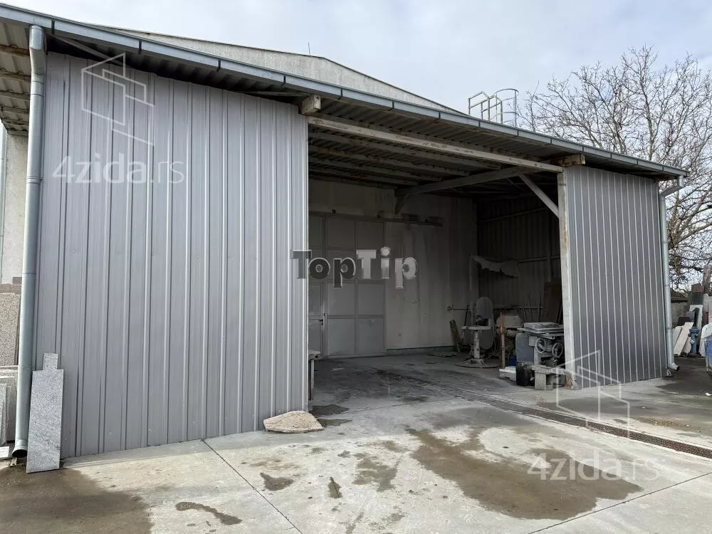 Poslovna zgrada | 4zida