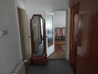 Mali Radanovac | 4zida.rs
