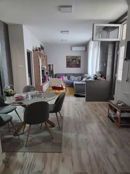 Šandora Petefia | 4zida.rs
