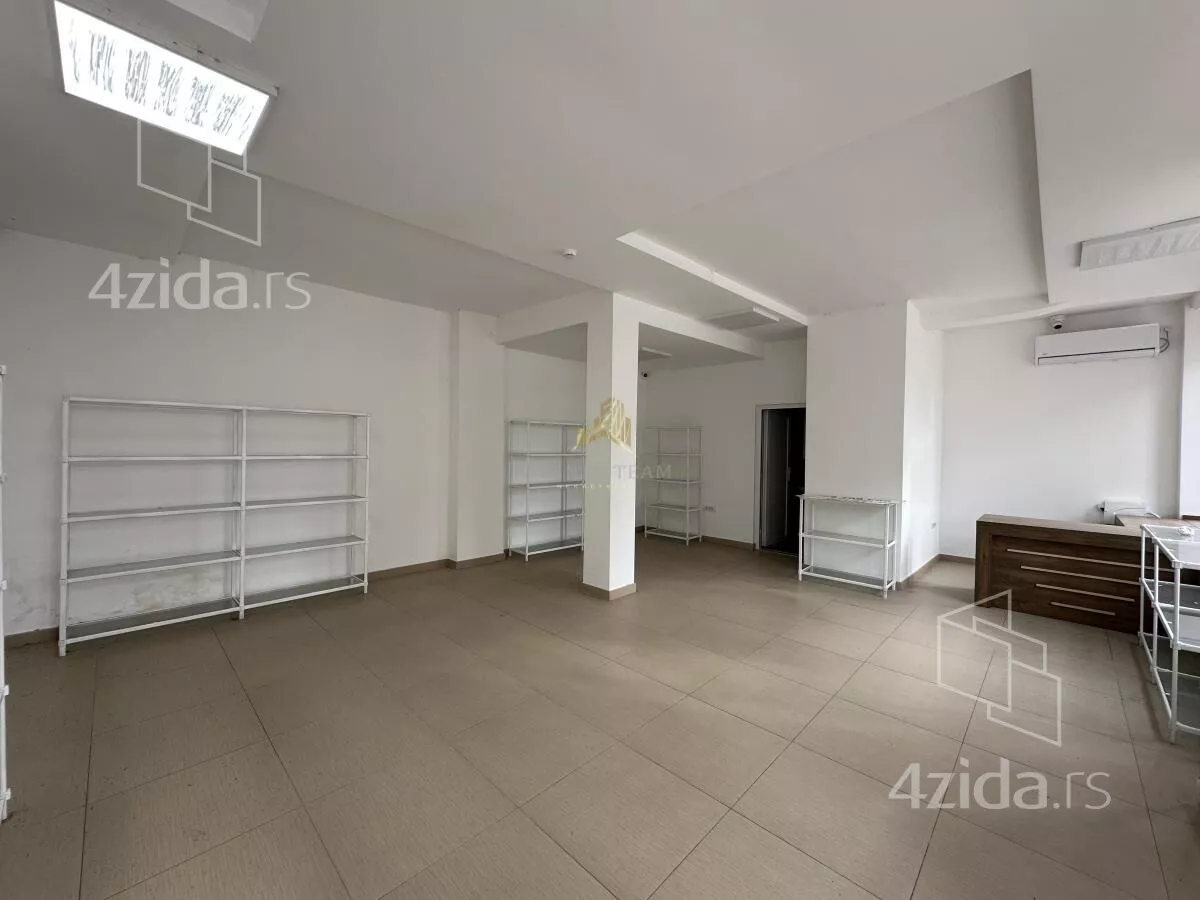 Poslovni prostor | 4zida