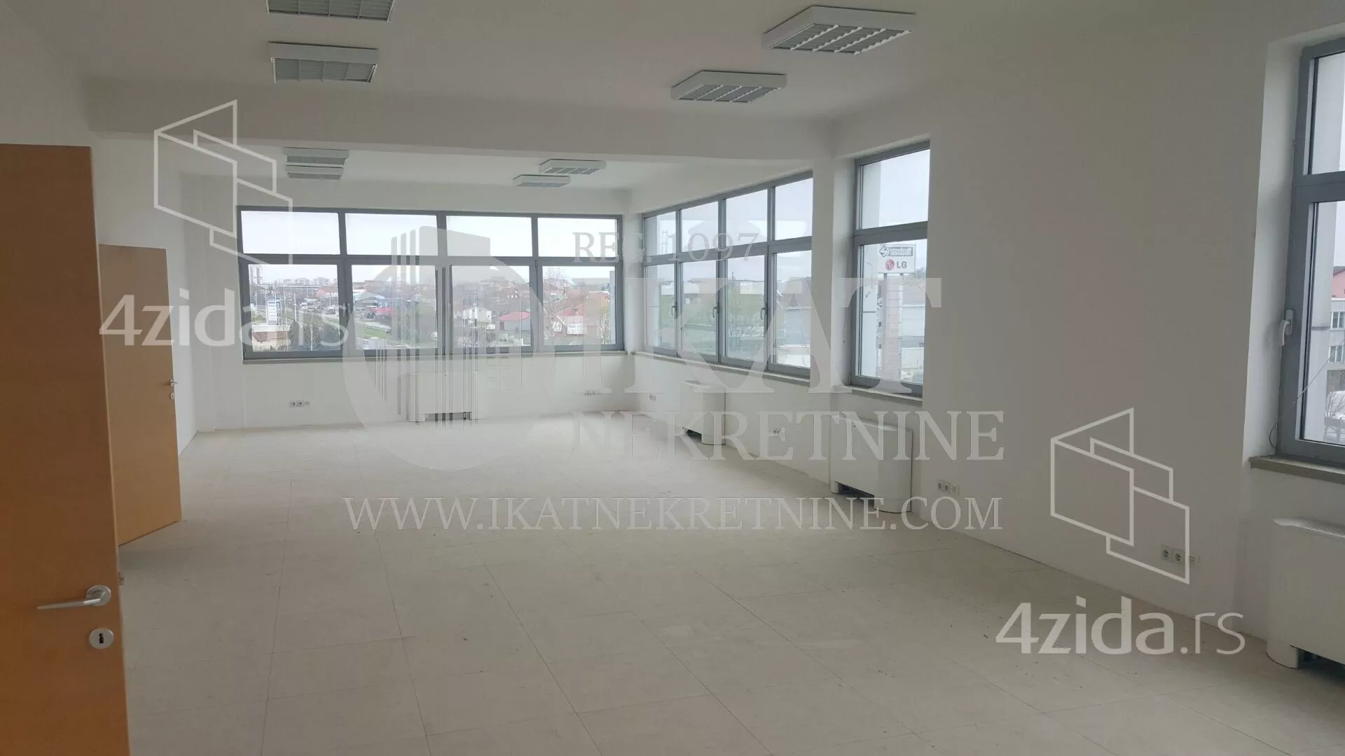 Poslovni prostor | 4zida