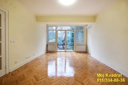 Sanje Živanovića | 4zida.rs