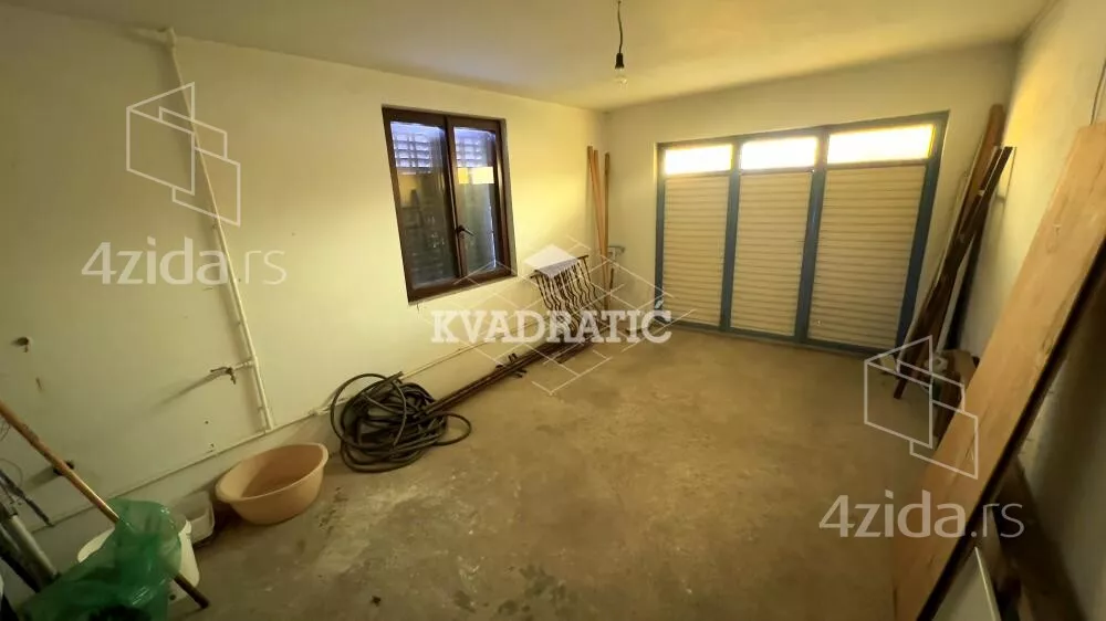 4-etažna kuća | 4zida