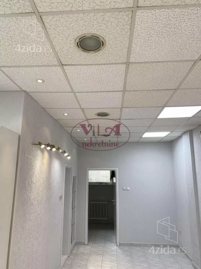 Lokal | 4zida