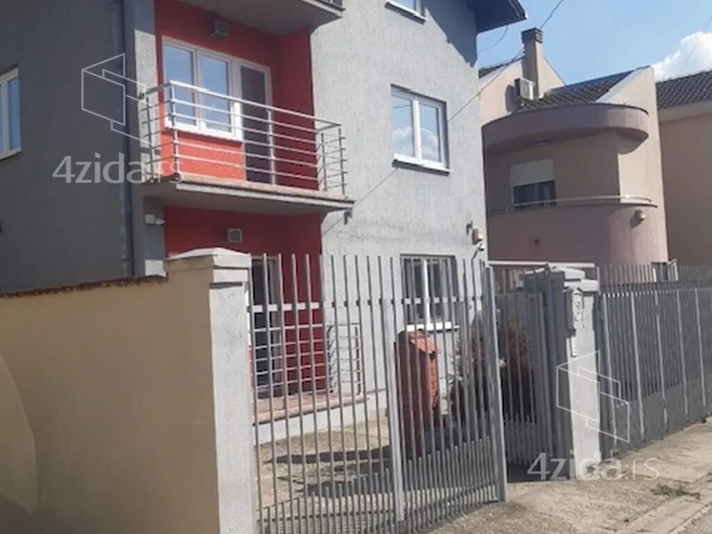 3-etažna kuća | 4zida