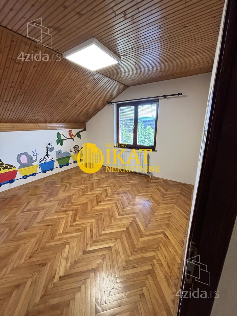 3-etažna kuća | 4zida
