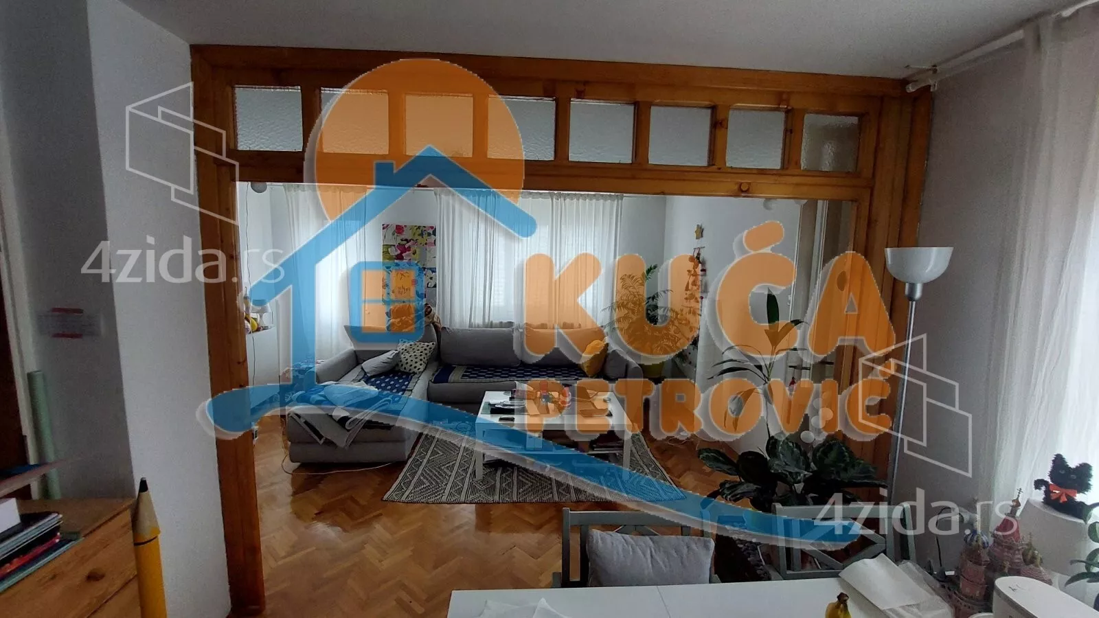 Dvoiposoban stan | 4zida