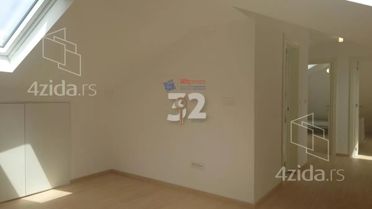 Petosoban stan | 4zida