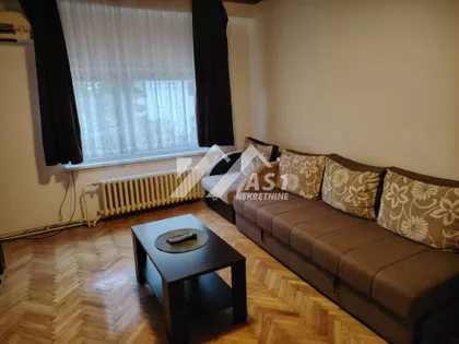 Trg Marije Trandafil | 4zida.rs