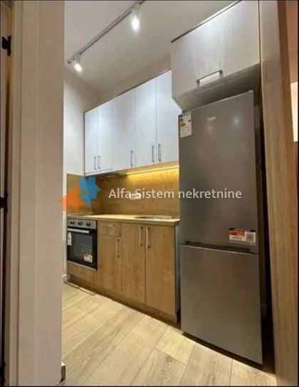 Vukov Spomenik | 4zida.rs