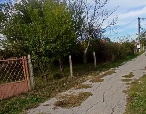 Plac | 4zida