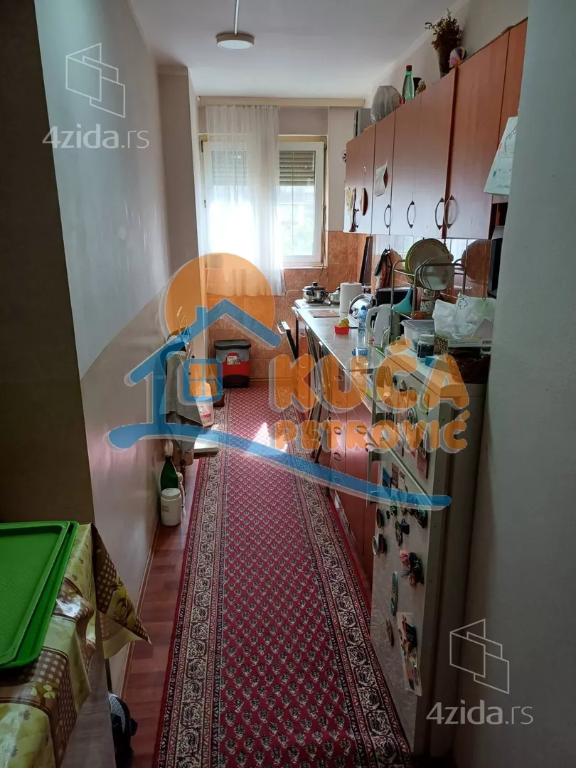 Troiposoban stan | 4zida