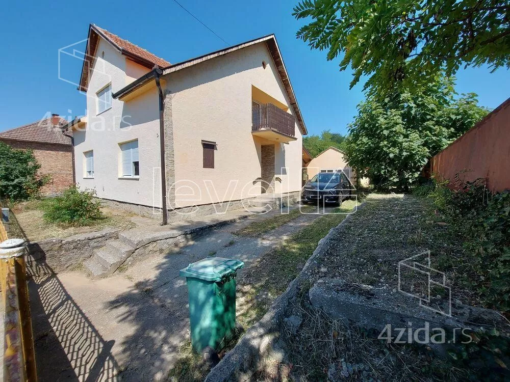 Kuća | 4zida