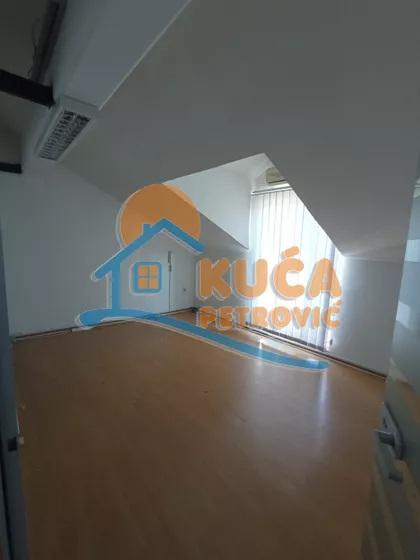 Bulevar 12. februar | 4zida.rs