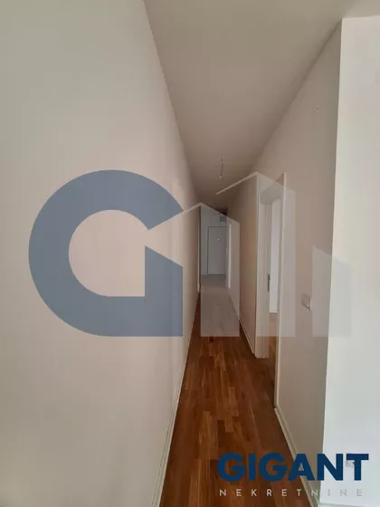 Crnogorska-Zemun | 4zida.rs