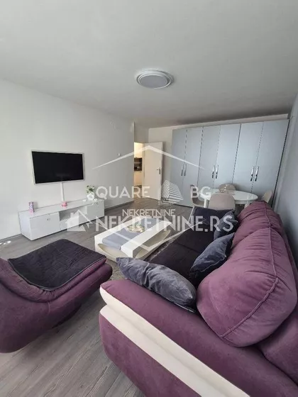 Studentska | 4zida.rs