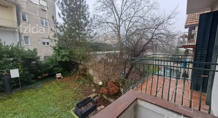 4-etažna kuća | 4zida