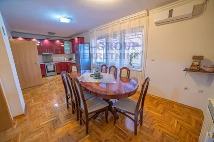 Sremska Kamenica | 4zida.rs