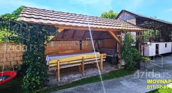 Kuća | 4zida