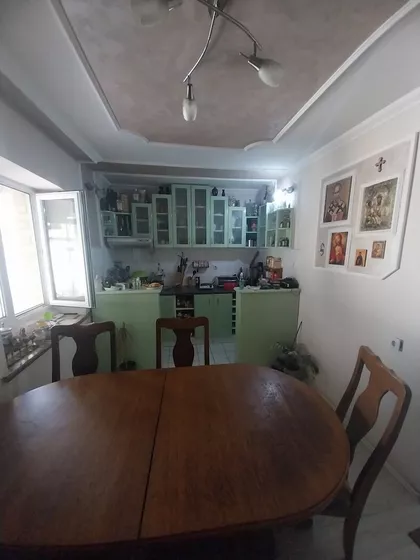 Mali Bajmok | 4zida.rs