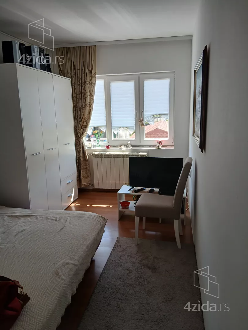 4-etažna kuća | 4zida