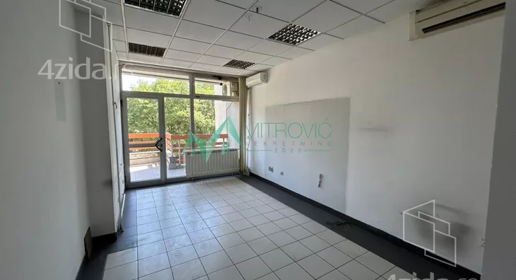 Poslovni prostor | 4zida