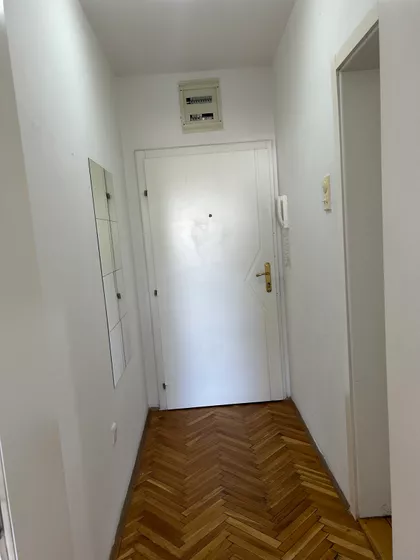 Žitni Trg | 4zida.rs