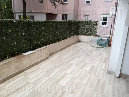 BEŽANIJSKA KOSA 2 | 4zida.rs