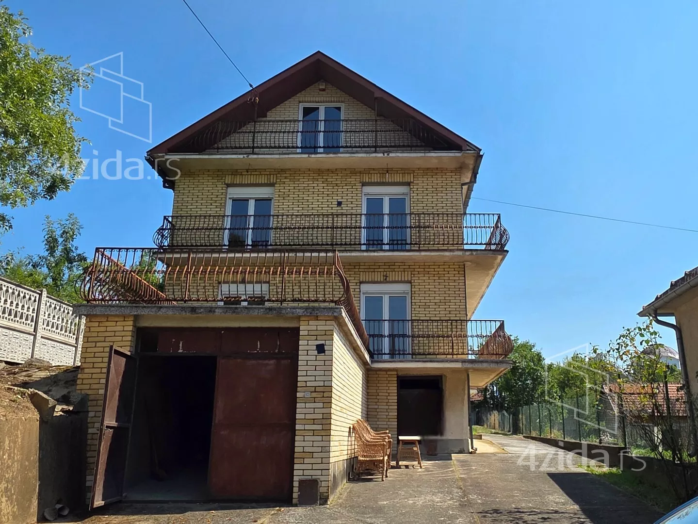 3-etažna kuća | 4zida