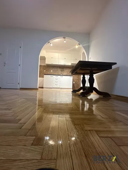 Cara Dušana | 4zida.rs