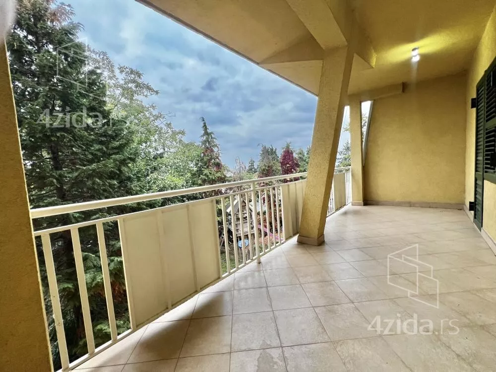 4-etažna kuća | 4zida