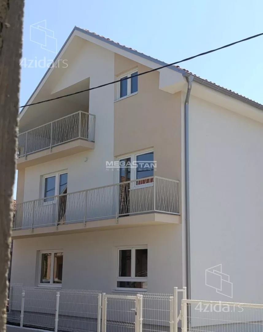 3-etažna kuća | 4zida