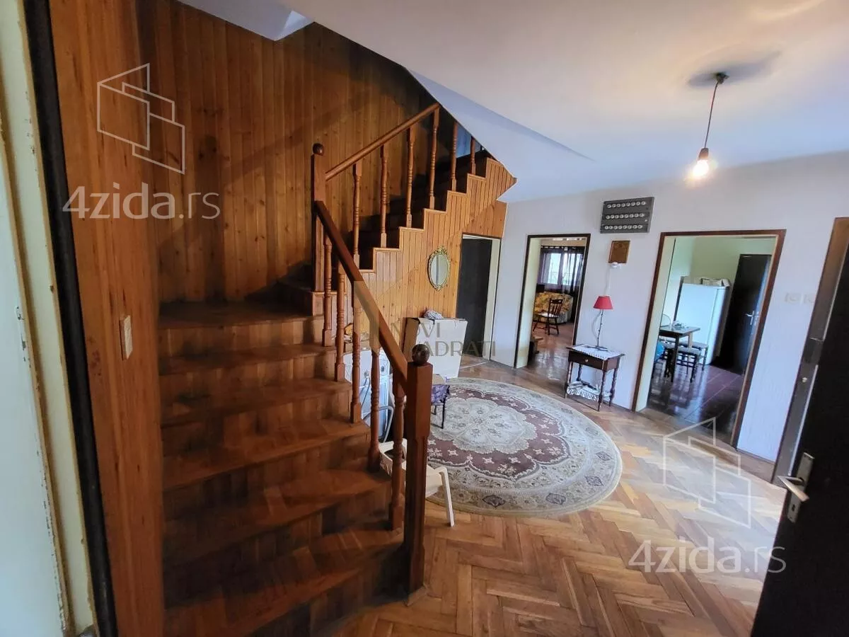 Kuća | 4zida