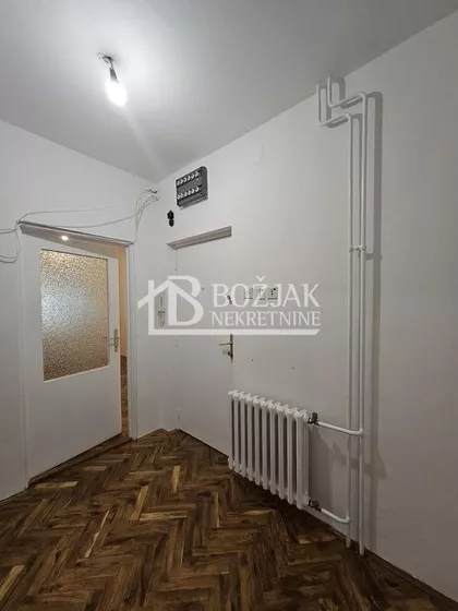Rade Končara | 4zida.rs
