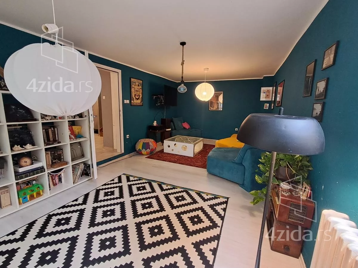 Kuća | 4zida
