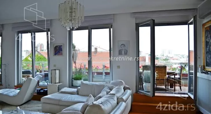 Petosoban stan | 4zida