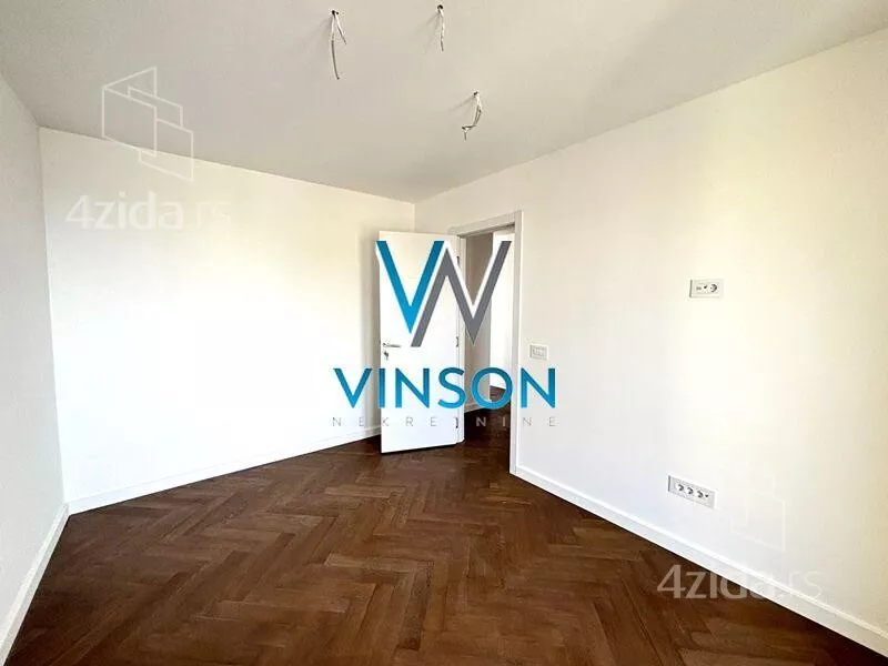 Četvoroiposoban stan | 4zida