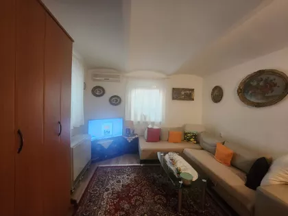 Ruvarčeva bb | 4zida.rs
